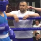 Trener skočil v ring in začel daviti sodnika (VIDEO)