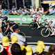 Doživite navijaški raj v Parizu in nepozabni utrip dirke Tour de France v živo