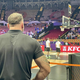 Nova realnost: Luka Dončić v primežu varnostnikov