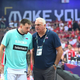 Luka si je pošteno privoščil svojega očeta (VIDEO)