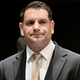 Stevanović zaradi 30 kilogramov ponarejenih dokumentov zahteva odstop Mesca