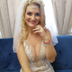 Poglejte, kako lepa je hči Anne Tie Paynich (Poroka na prvi pogled). Prava kopija mamice je
