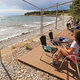 (VIDEO in FOTO) Ohromljena turistična sezona: Vse oči uprte v tuje goste, ki pa jih še ni niti na mejah, kaj šele na pomolu