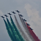 (VIDEO) Tako so Frecce Tricolori razgreli udeležence letalskega mitinga Aeros 2021