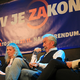 (FOTO) Debata na Ravnah na Koroškem: Brez dopisnikov ne (z)morejo ne časopis, ne radio in ne televizija