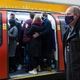 Hitreje skozi zmeraj počasni London