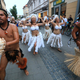 (FOTO in VIDEO) Pričel se je 34. Folkart, mesto preplavili eksotični folkloristi