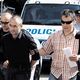 Budistični vodja je obtožen spolnih zlorab svojih posvojencev