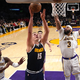 (VIDEO) Liga NBA: Jokić s še eno cirkuško podajo, Los Angeles Lakers do prve zmage proti Denverju