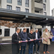(FOTO) Nova stanovanja na Ravnah: Po 35 tržnih in neprofitnih stanovanj, pri slednjih bodo imele prednost mlade družine