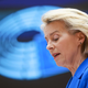 (ANALIZA) Je politika Ursule von der Leyen dosegla skrajne meje?