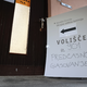Do 12. ure dve prijavi domnevnih kršitev volilnega molka, eno so takoj zavrgli