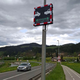 Novost na slovenskih cestah: Ali veste, kaj ponazarja tak prikazovalnik?