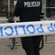 Roparja oropala poslovni prostor na Slovenski ulici v Mariboru. Pobegnila sta s temnejšim skuterjem, policija ju išče