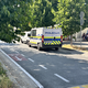 (MB-TEDEN) Marica na kolesarskem pasu: Dve kepici modrih lučk z mrvicami, prosim