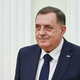 Dodiku so odvzeli predsedniški mandat: Odzval se je z nizkotno primerjavo