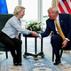 Trumpove krvave vinjete: Koga še sploh Ursula von der Leyen zastopa?
