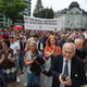 (FOTO) Blizu tisoč protestnikov v Celovcu: Antifašizem je temelj demokracije