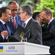 (JAVNO PISMO PREDSEDNIKU VLADE) Evropa samo še leto dni brez vojne?