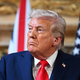 Sodnik na Floridi zavrgel Trumpovo tožbo proti New York Timesu