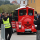 (FOTO) Maribor predstavil novi električni vlakec. Kdaj bo začel redno voziti?