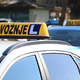 Za vozniški izpit ne potrebujete niti osnovnošolske izobrazbe. Zakaj?
