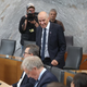 Janez Janša delil zapis sindikata Fides, ki se je v času Golobove vlade odločil za stavko