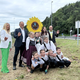 (FOTO) V Dravogradu posejali sončnice za trajnostno prihodnost
