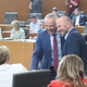 Zaradi imenovanja vlade v poslanske klopi še štirje nadomestni poslanci