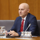 Niti začel še ni, pa že ima dovoljenje za dodatno delo: Janšev minister bo na dveh koncih