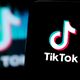 Nevarnosti TikTok (samo)diagnoz