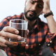 Zakaj hrepenimo po sladkorju, ko prenehamo piti alkohol?