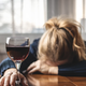 Prepoznavanje zgodnjih znakov zasvojenosti z alkoholom