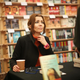 Elif Shafak - Po smrti živiš v spominu prijateljev