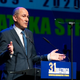 Razdeljena SMC o vstopu v koalicijo s SDS