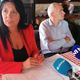 Indijski delavci imajo pogled na morje