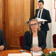Izobrazba kot administrativna napaka