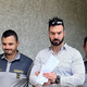 Izročil jim je menda več kot 300 tisoč evrov