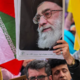 Kakšne možnosti ima Hamenej, neomajni branilec iranske revolucije