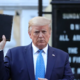 Trump lansko leto zaslužil več kot 600 milijonov dolarjev. Kako mu to uspeva?