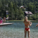 Rekorden turistični julij, izvozniki še naprej v negotovosti