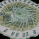 Koliko denarja imajo Slovenci na bankah