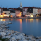 Turistka v lastnem vrtu