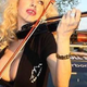 Prsata zagrebška violinistka oštela oboževalce, ki si želijo njenih slik