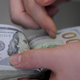 RUSKEMU POSLOVNEŽU PRI POBEGU POMAGAL SLOVENEC: Ameriški State Department ponuja 7 mio dolarjev nagrade za informacije