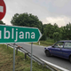 Starejši voznik po avtocesti v napačno smer