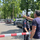 Nove podrobnosti o najdbi mrtvega novorojenčka: Mama ga je vrgla skozi okno