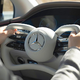 Mercedes-Benz: čas za slovo mehanskega volana je že tu