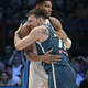Se Giannis resnično seli k Lakers? Najslovitejši insider podal svoj odgovor