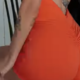 Se znana Slovenka s to pregrešno postavo maščuje bivšemu?